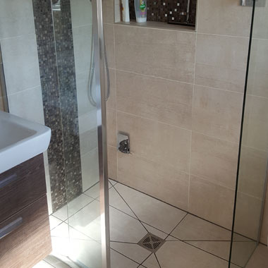 Bathroom Fitters Plymouth | Bathroom Designers Plymouth | Bathroom Fitting Plymouth | Wet Rooms Plymouth | Wetrooms Plymouth | BJM Bathrooms Plymouth